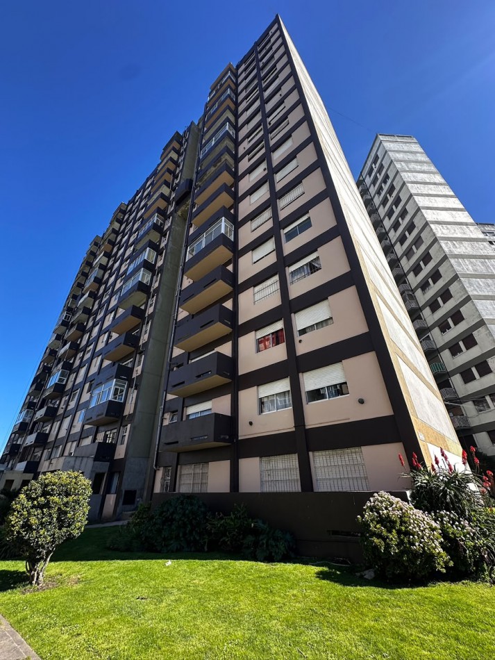 ALQUILER DEPARTAMENTO 3 AMBIENTES CON COCHERA