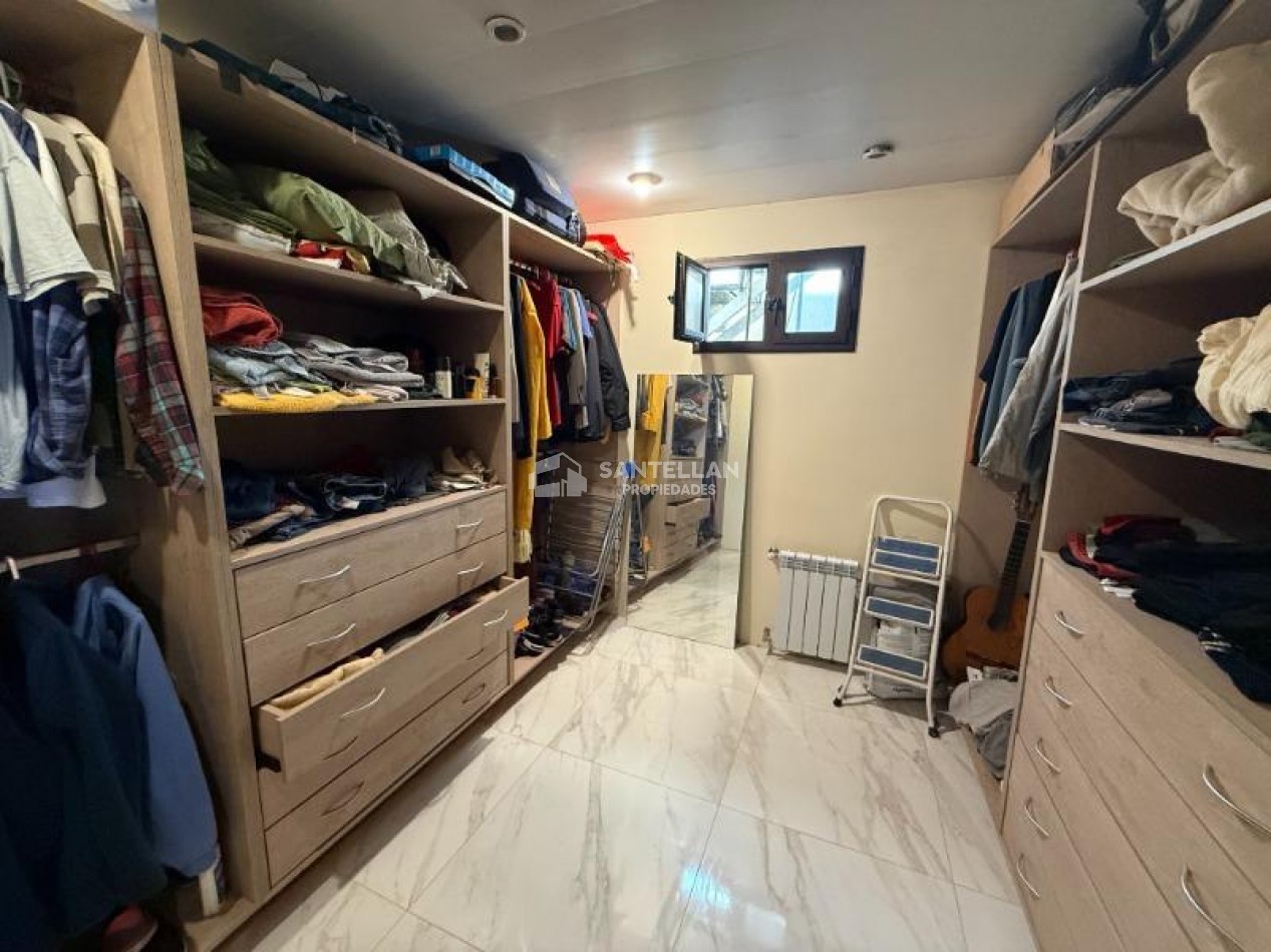 Casa 8 Ambientes | Apta Geriatrico - Uso Profesional o Vivienda | 400 m² Cubiertos | Punta Mogotes