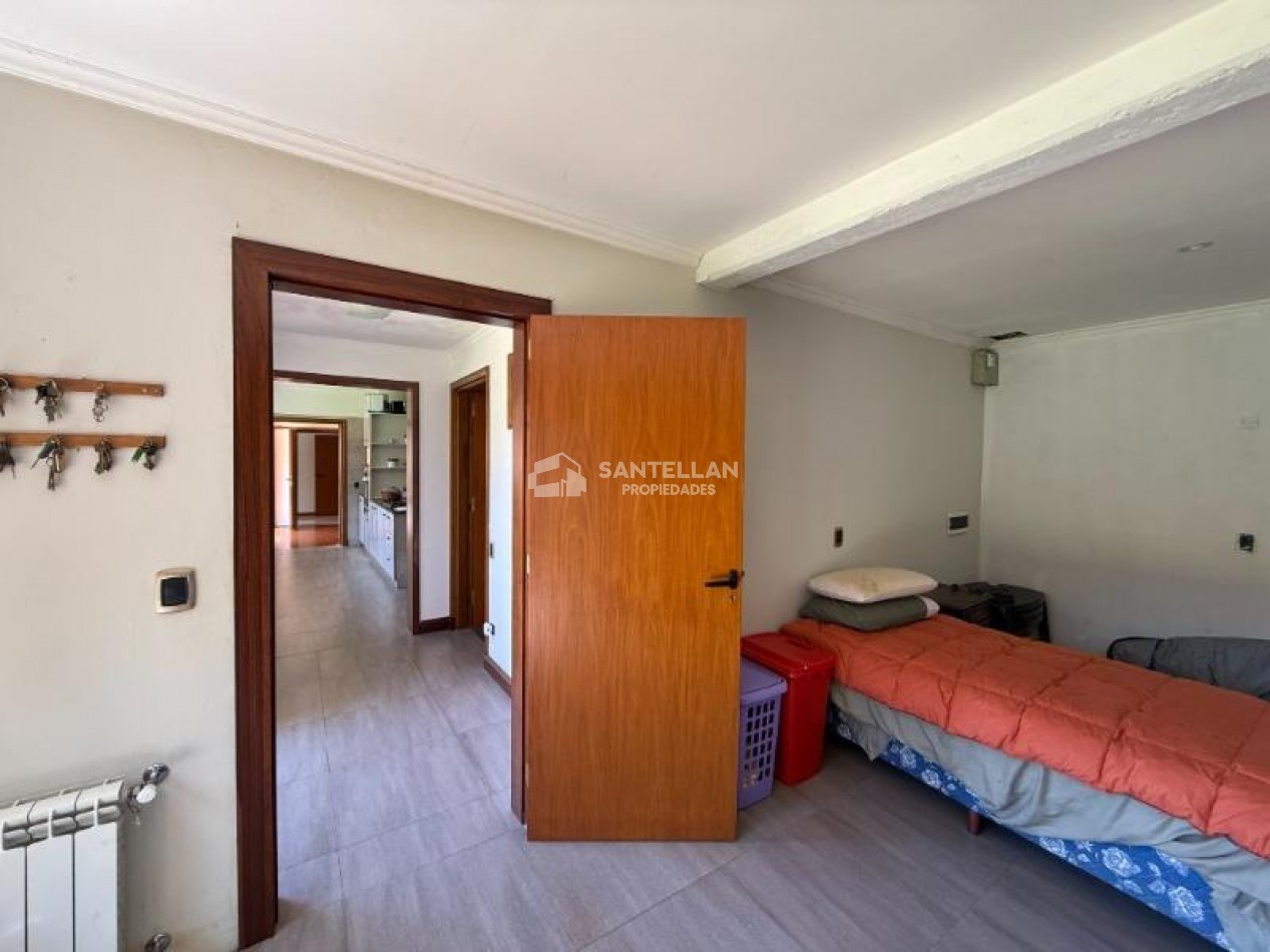 Casa 8 Ambientes | Apta Geriatrico - Uso Profesional o Vivienda | 400 m² Cubiertos | Punta Mogotes