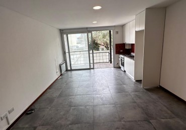 VENTA MONOAMBIENTE CON COCHERA EN CHAUVIN