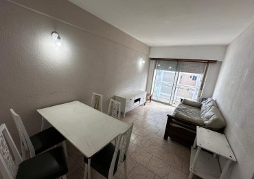 DEPARTAMENTO 2 AMBIENTES CON BALCON CONTRA FRENTE