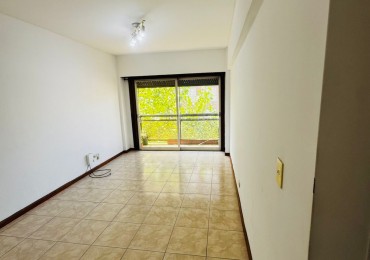 ALQUILER DEPARTAMENTO 3 AMBIENTES CON BALCON Y COCHERA