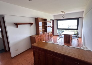 VENTA DEPARTAMENTO 2 AMBIENTES CON COCHERA,BAULERA Y VISTA AL MAR