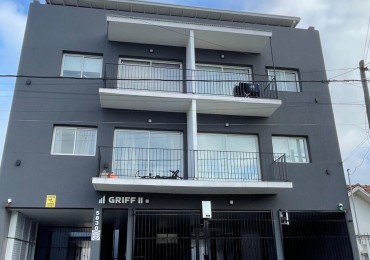 VENTA DEPARTAMENTO 2 AMBIENTES A ESTRENAR CON BALCON Y COCHERA
