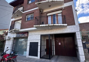 ALQUILER DEPARTAMENTO TRES AMBIENTES CON COCHERA, BALCON Y PATIO