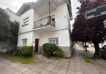 VENTA CASA DE 5 AMBIENTES EN CHAUVIN
